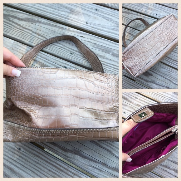 TOMMY HILFIGER PURSE - Picture 3 of 4