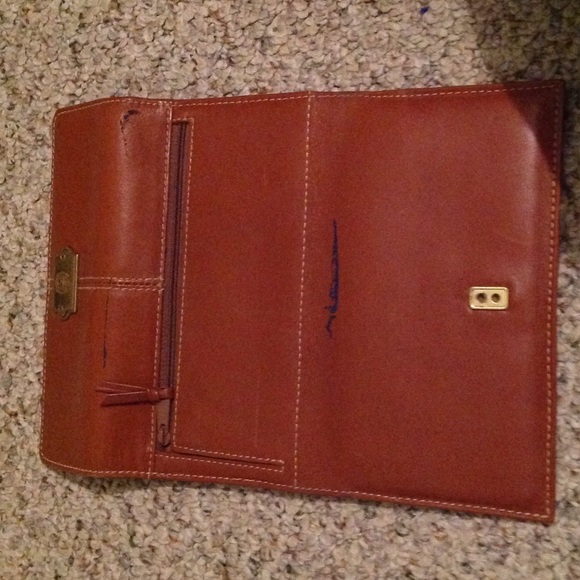 Liz Claiborne Wallet - Picture 3 of 3