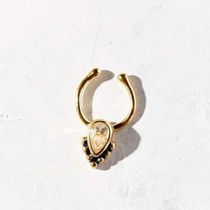 Gold septum nose ring