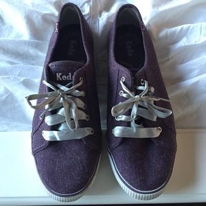 Keds maroon with ribbon laces