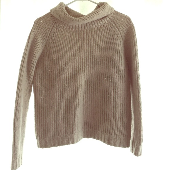Cream Banana Republic Knit Sweater - Picture 1 of 1