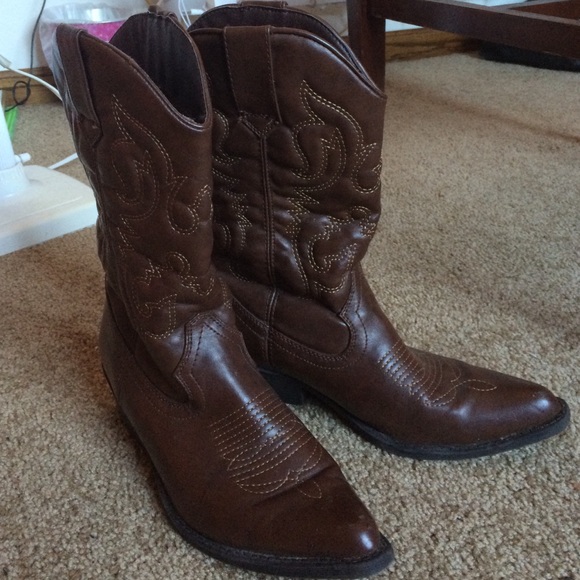 Cowboy Boots - Picture 1 of 2