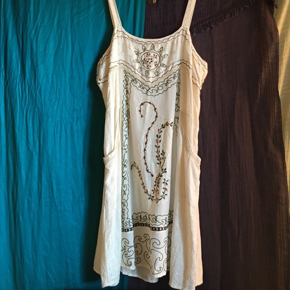 Gorgeous bohemian style dress