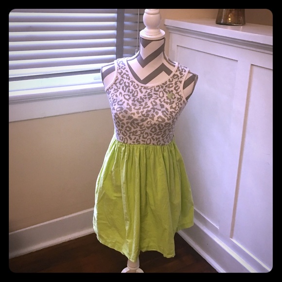 💚💚Very Cute Guess Girls Dress, (Size-12/14) 💚💚