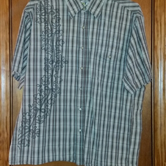 Mountain Hard Wear Men's XL shirt