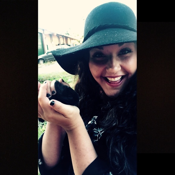 Meet your Posher, Kati