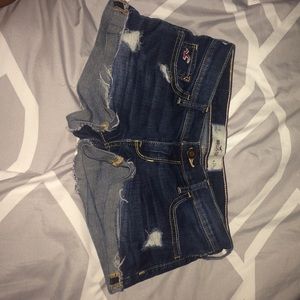 hollister jean shorts size 0