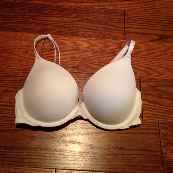 VICTORIA SECRET PINK PUSH UP BRA