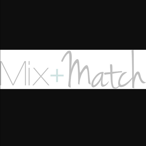 Mix and match!  Any 3 hair clips for $15!!