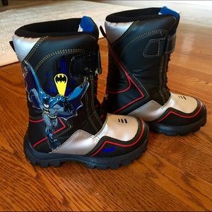 batman winter boots