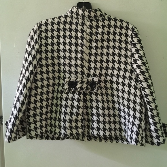 Jacket - Picture 2 of 3