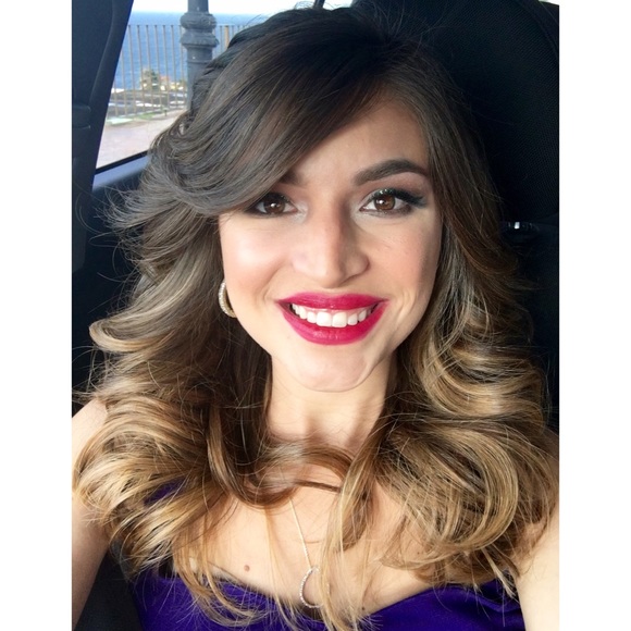 Meet your Posher, Nicole