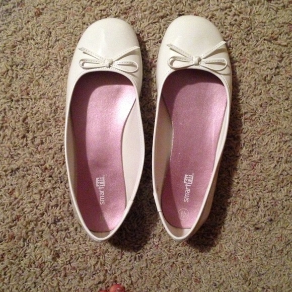 Ballet Flats - Picture 2 of 2