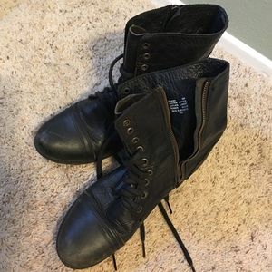 Steve Madden Troopa Boots