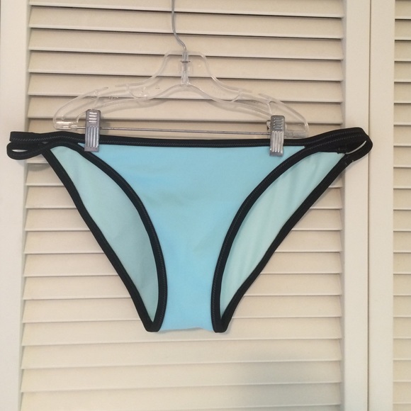 Victoria's secret blue triangle bottoms