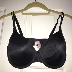 Victoria's Secret bra, 34D