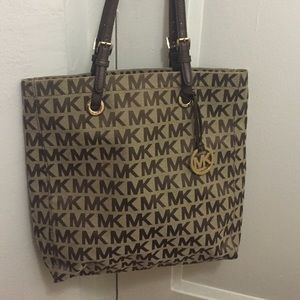 Michael Kors Tote