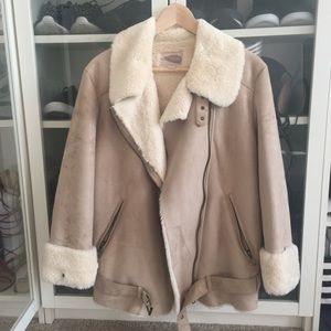 Forever 21 Jackets & Coats - Forever 21 Faux Fur winter coat Forever 21 Jackets & Coats - Forever 21 Faux Fur winter coat