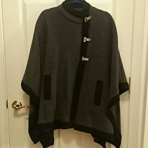 Jones New York Wool and Nylon Cape