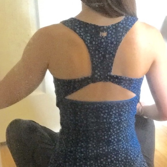 Lucy Workout Tank - Picture 3 of 4