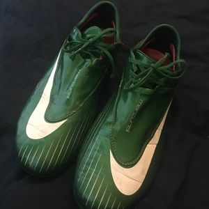 Men's Nike Mercurial Vapours size 11