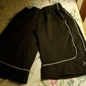 Gently used boys Old Navy shorts 14-16