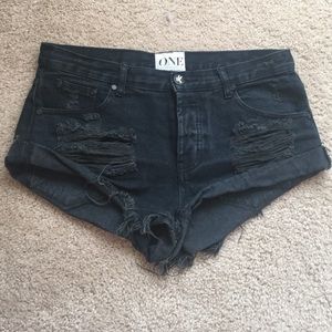 One Teaspoon Shorts - One Teaspoon Bandits in black SZ 27 One Teaspoon Shorts - One Teaspoon Bandits in black SZ 27