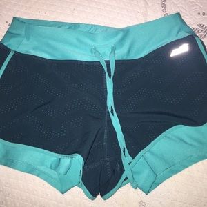 Running shorts