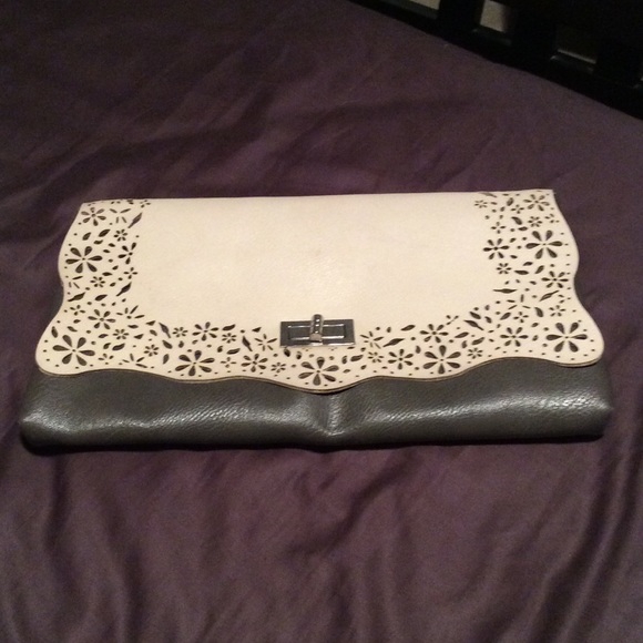 Purse/clutch