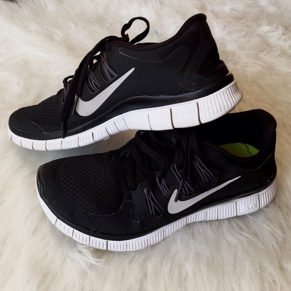 Black Nike free 5.0