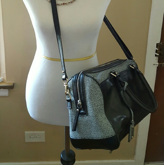 Banana Republic Leather Crossbody Shoulder Bag