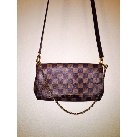 Louis Vuitton favorite PM cross body AUTHENTIC