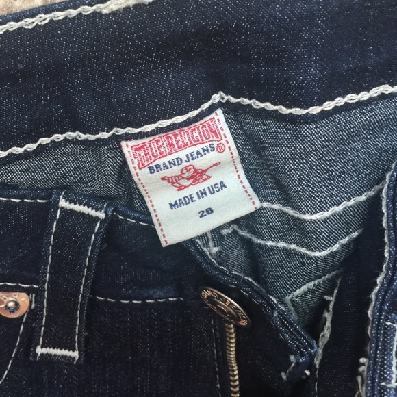 True Religion Jeans - True Religion dark legging fit jeans in SZ 26 True Religion Jeans - True Religion dark legging fit jeans in SZ 26