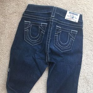 True Religion Jeans - True Religion dark legging fit jeans in SZ 26 True Religion Jeans - True Religion dark legging fit jeans in SZ 26
