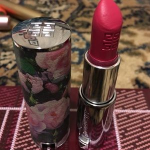 Givenchy LE rouge - fuchsia irresistible! 💄