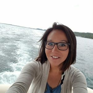 Meet your Posher, Daniela