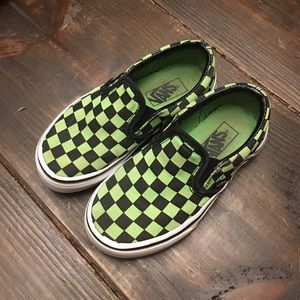 Kids classic slip-on green checkered Vans