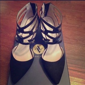 Adrienne Vittadini suede pumps