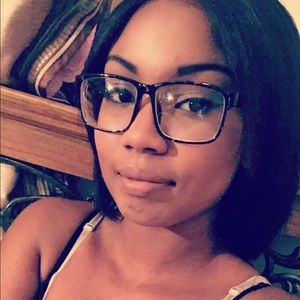 Meet your Posher, Gilmarie