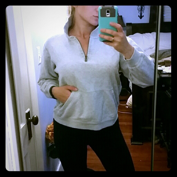 Cozy gray pullover