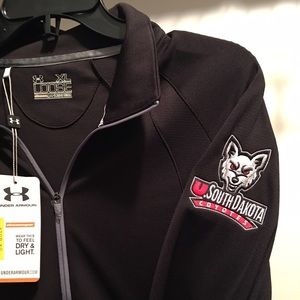 Under Armour South Dakota Coyotes quarter zip