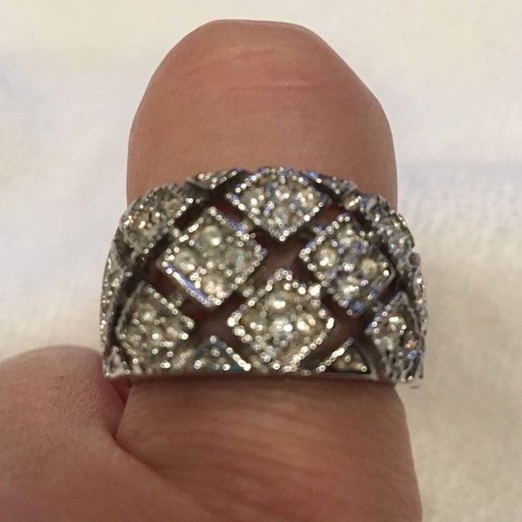 Beautiful Ring 💍💍💍