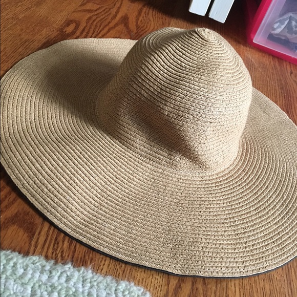 Sun hat - Picture 2 of 3