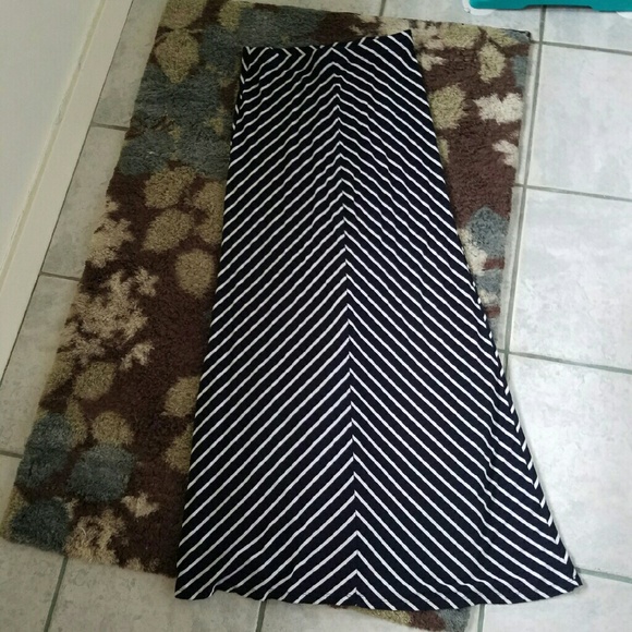 Maxi skirt
