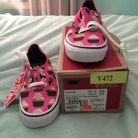 Women's 6.5 cupcake vans