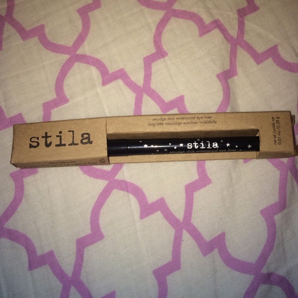 Stila waterproof eyeliner
