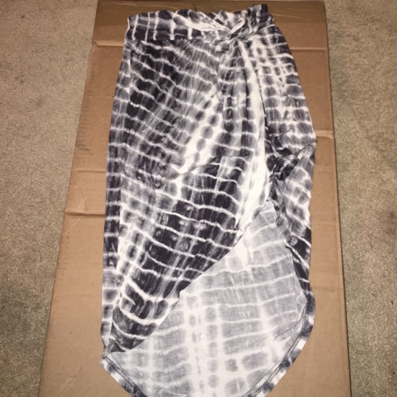 Hi low tye dye skirt