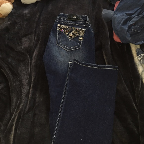 Miss Me Jeans. Size 29. NEVER WORN.