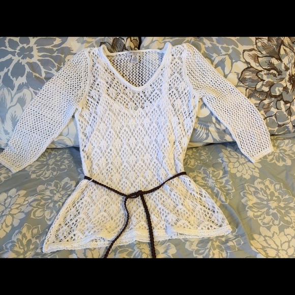 Liz Claiborne White Sweater
