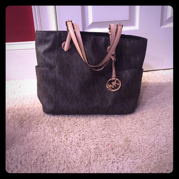 Michael kors purse